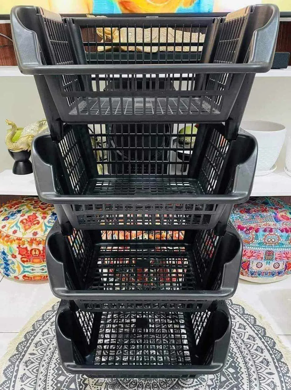 [SAT]BLACK STACKABLE TRAY