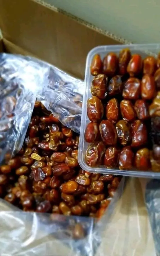 [SAT]DRIED DATES - TUB