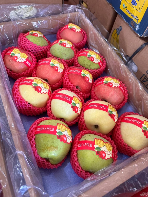 [SAT]ASSORTED APPLE BOX
