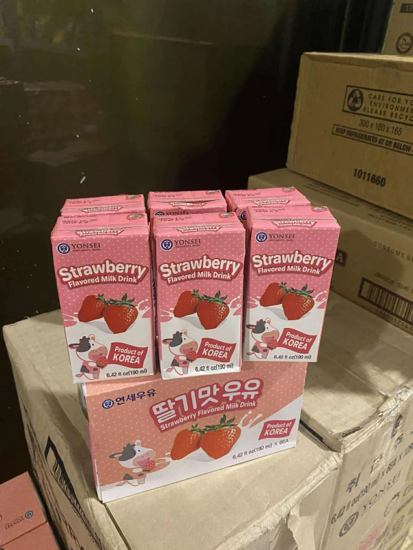 [WED]*2 STRAWBERRY MILK DRINKS