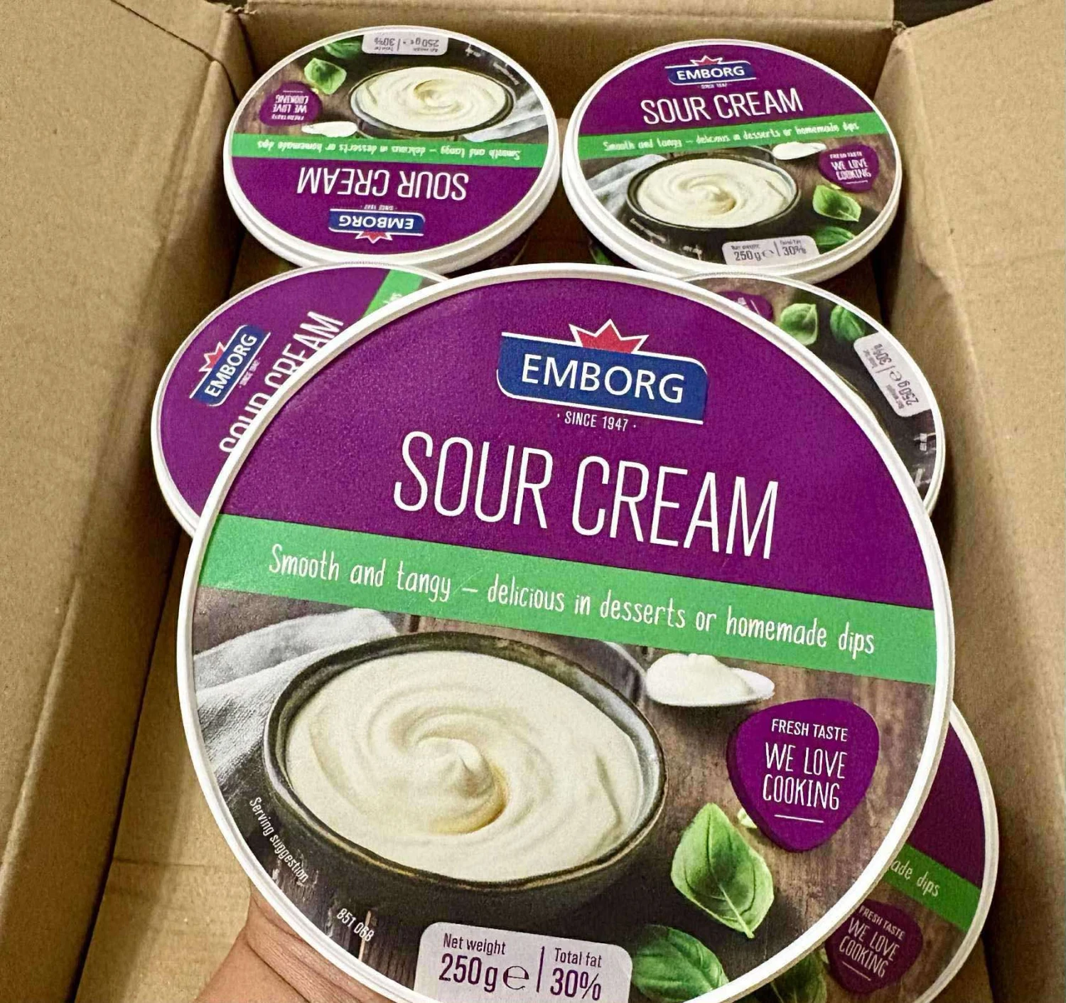 [SAT]EMBORG SOUR CREAM